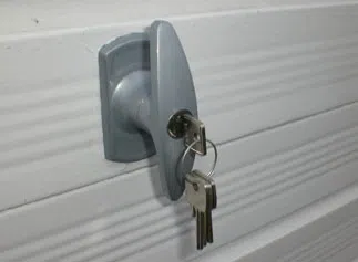 Lock Key Store Fort Lauderdale, FL 954-366-2212 - 9-Garage-Door-Locks
